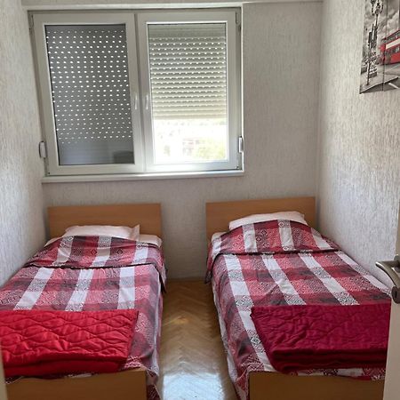 Apartment Veles Eksteriør bilde