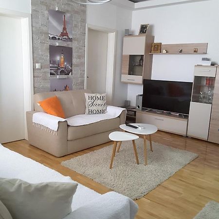 Apartment Veles Eksteriør bilde